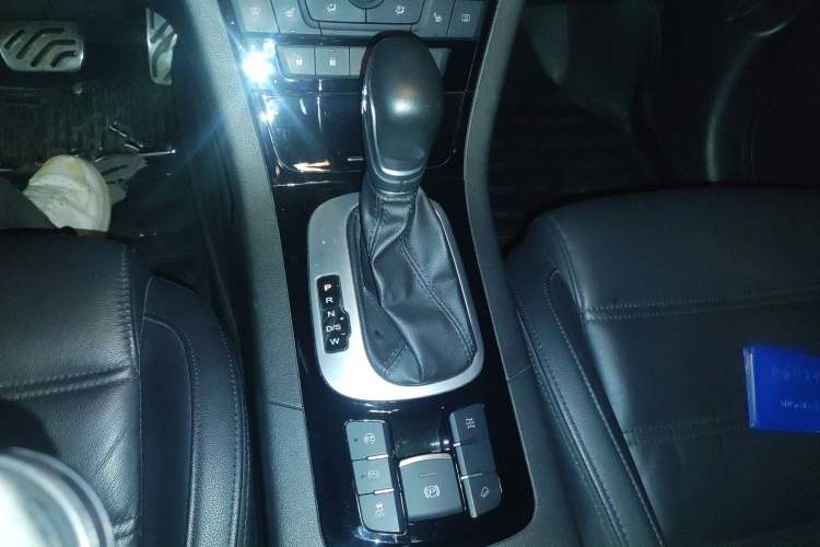 Used MG GS 2015 2.0TGI TST Four-Wheel Drive Flagship Edition