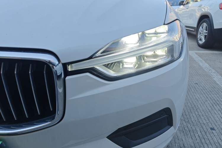 Used Volvo XC60 2018 T5 4x4 Smart Edition
