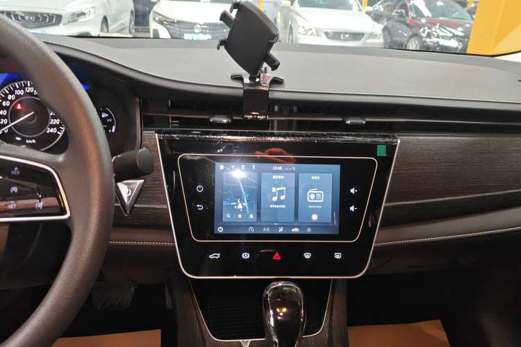 Used Venucia D60 2023 PLUS 1.6L XL CVT Yue Ling Edition