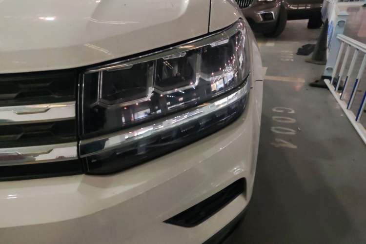 Used Volkswagen Tharu 2020 280TSI Two-Wheel Drive Comfort Edition China VI Standard
