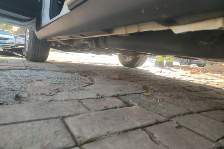 Used Geely Auto Emgrand X7 Sport 2016 2.0L Manual ZhiShang Version
