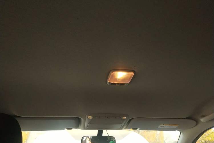 Used Nissan Navara 2017 2.5L Automatic 2WD Luxury Edition QR25