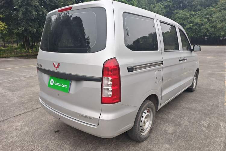Used Wuling Hongguang V 2022 1.5L Jingqu Edition Electric-Assist LAR
