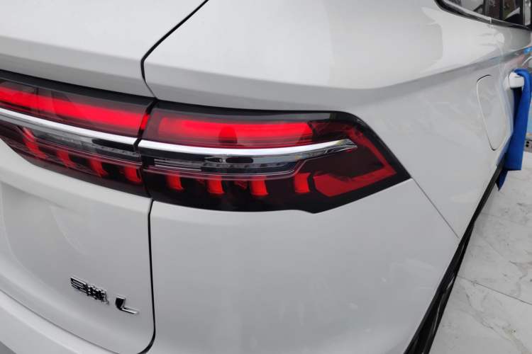 Used Geely Auto Monjaro L 2024 2.0TD High-Power Automatic Two-Wheel Drive Yunqi Version