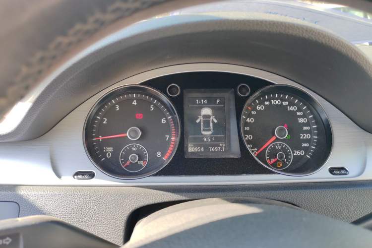 Used Volkswagen Magotan 2015 1.8TSI Advanced Model
