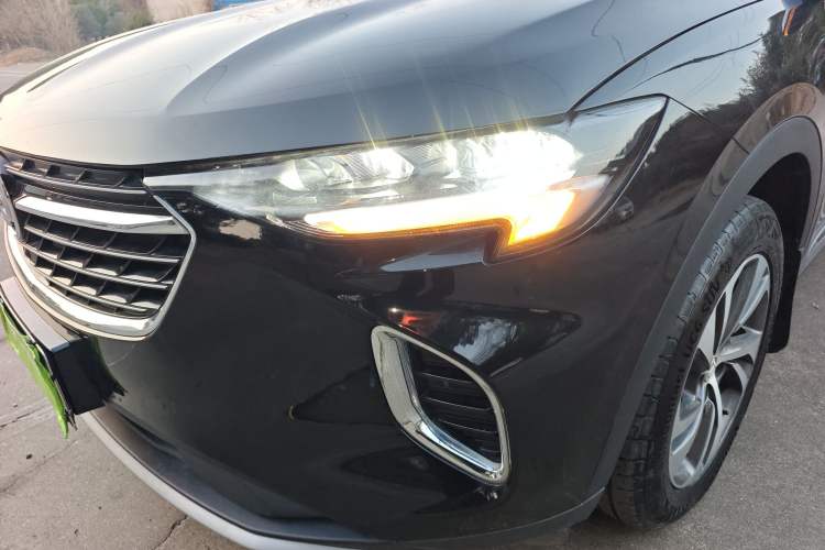 Used Buick Envision 2023 Encore S 552T Two-Wheel Drive Luxury Model