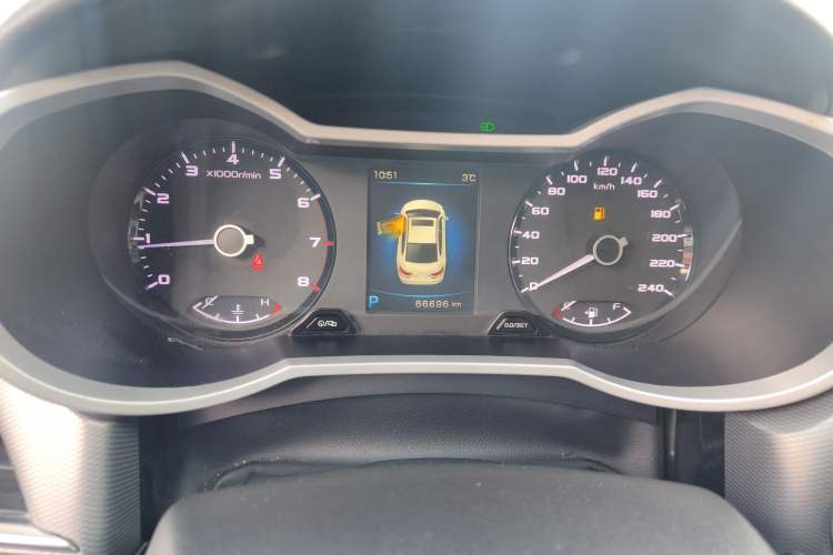 Used Geely Auto Emgrand GL 2018 1.8L DCT Elite Smart Connectivity Version
