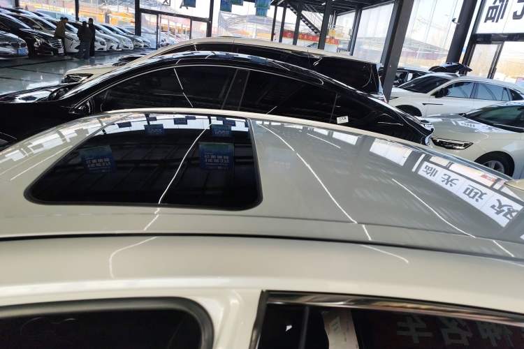 Used Toyota Camry 2021 2.0G Luxury Edition
