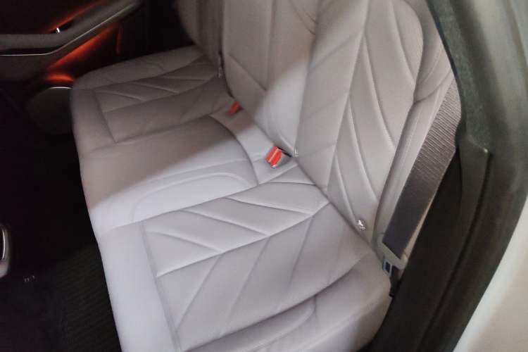 Used Nio ET5 2025 75 kWh