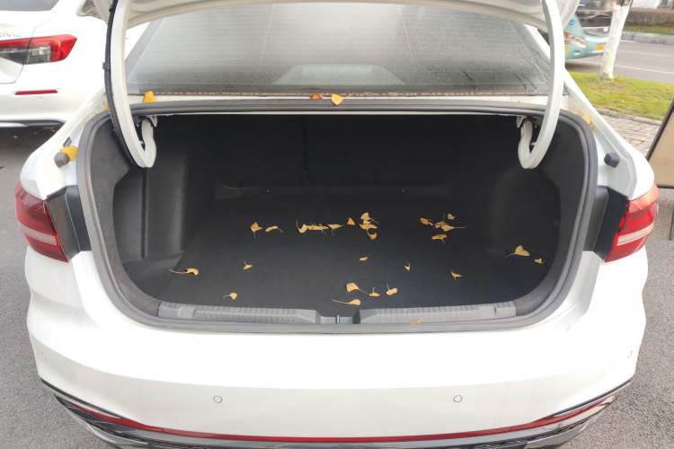 Used Volkswagen Lavida 2023 280TSI DSG Starry Sky Deluxe Edition
