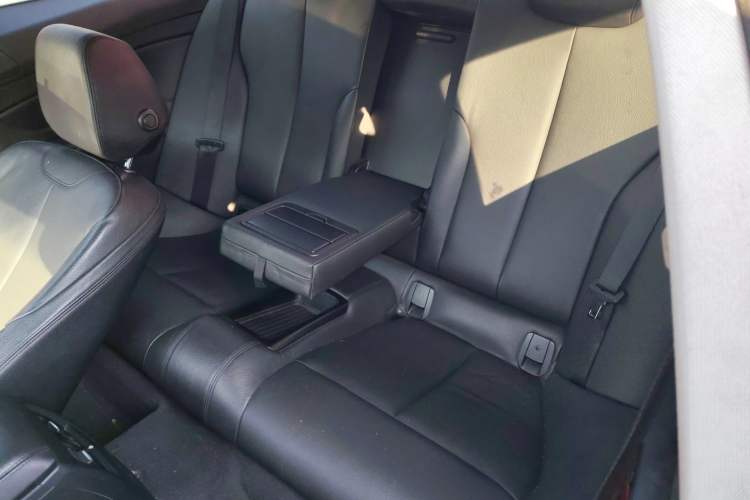 Used BMW 4 Series 2014 420i Design Package Model