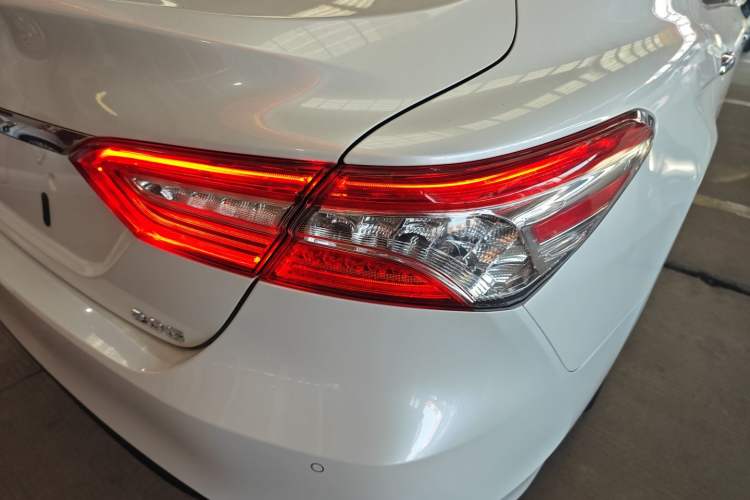 Used Toyota Camry 2021 2.0G Luxury Edition