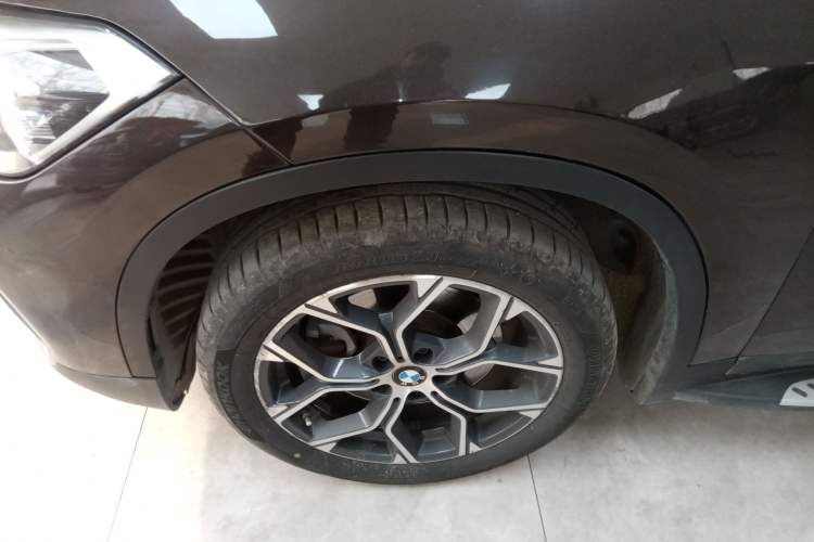 Used BMW X1 2020 sDrive25Li Leading Model
