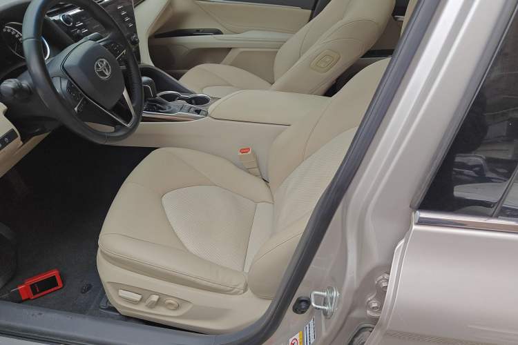 Used Toyota Camry 2018 2.5G Luxury Edition