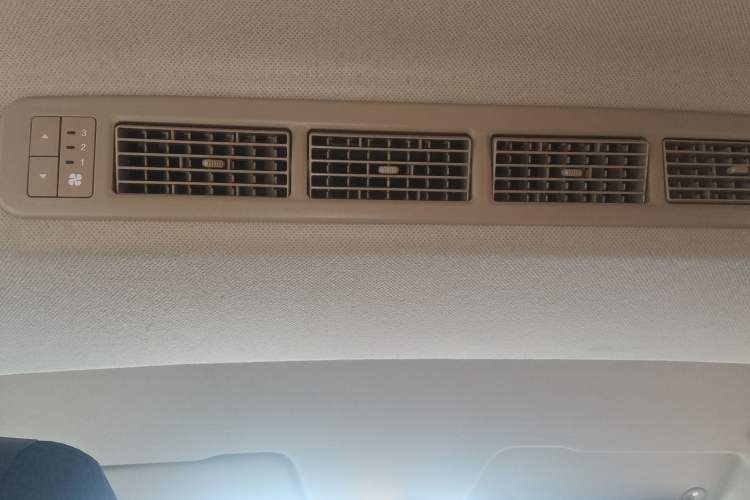 Used Wuling Hongguang 2019 1.5L S Comfort Edition China VI LAR
