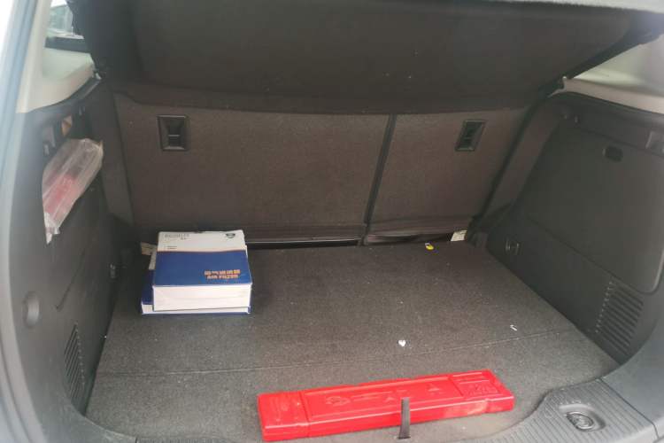 Used Buick Encore 2015 1.4T Automatic Two-Wheel Drive Urban Elite Version
