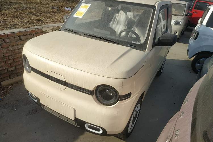 Used Geely Galaxy Panda 2025 210 km – Yuanqi Bear