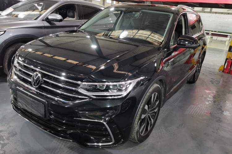 Used Volkswagen Tiguan L 2024 330TSI Automatic Two-Wheel Drive R-Line Enhanced Edition