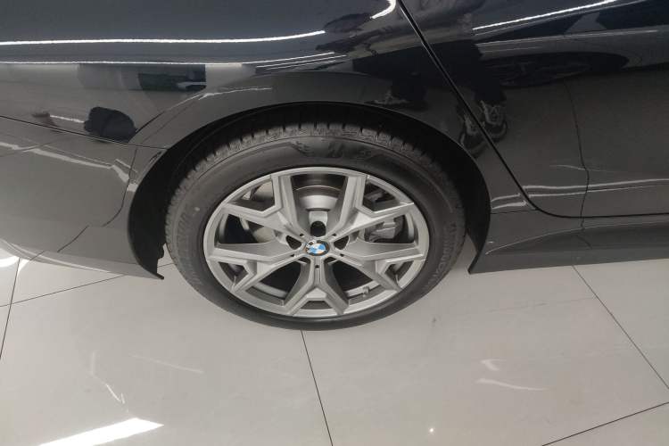 Used BMW i3 2025 eDrive 35 L