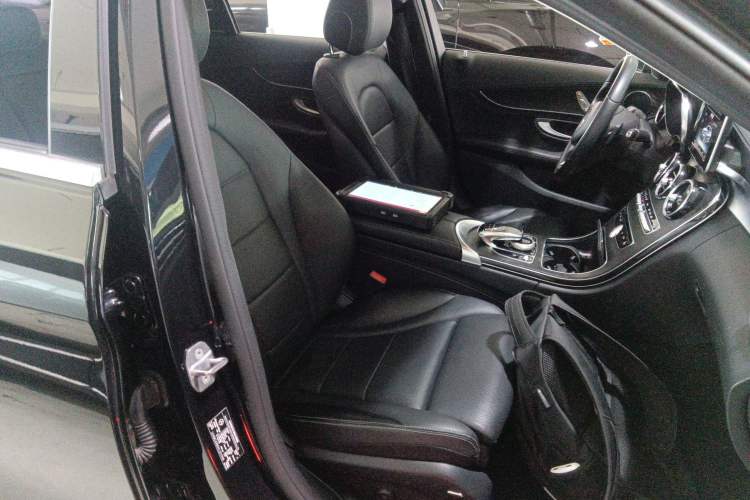 Used Mercedes-Benz C-Class 2017 Restyled C 180 L Fashion Edition Sport Version
