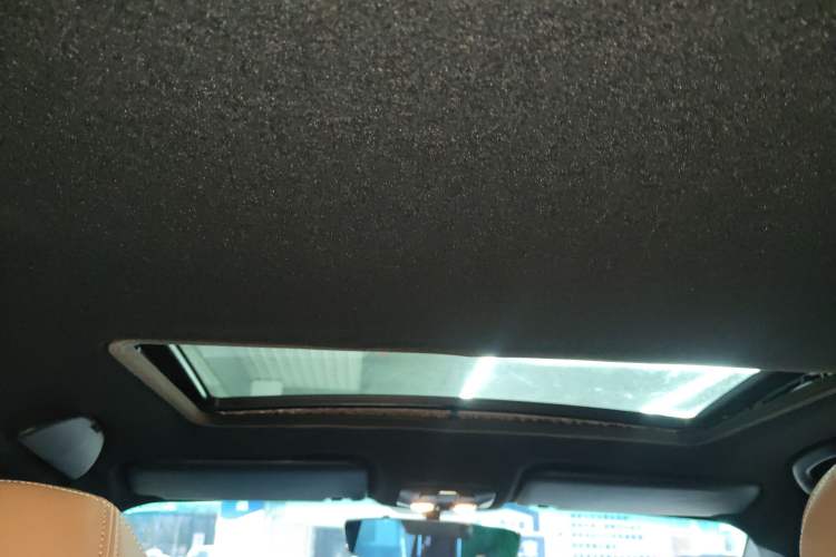 Used Brilliance V5 2016 1.5T Automatic Two-Wheel Drive Smart Version
