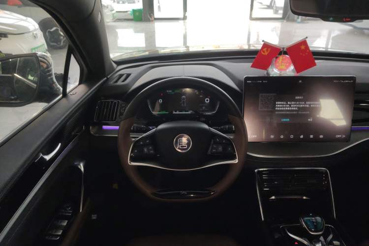 Used BYD Tang New Energy 2021 EV Long-Range Luxury Model