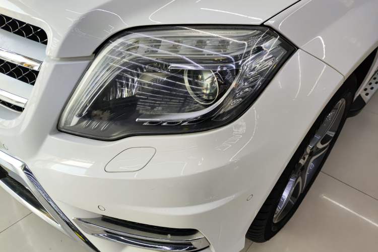 Used Mercedes-Benz GLK-Class 2015 GLK 300 4MATIC Fashion Edition Ultimate Version
