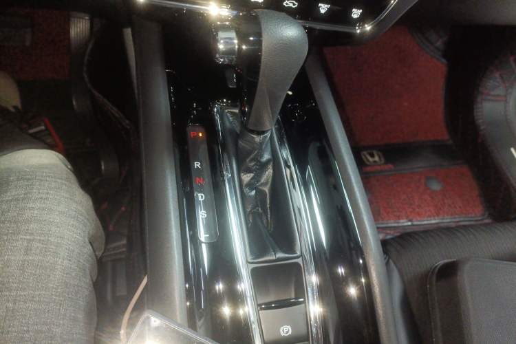 Used Honda Vezel 2020 220 TURBO CVT Luxury Edition