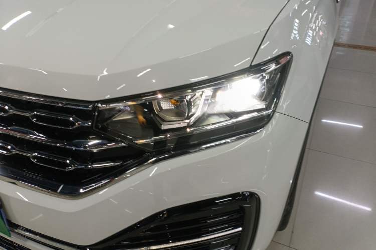 Used Volkswagen Tayron 2020 380TSI All-Wheel Drive R-Line Connected Version
