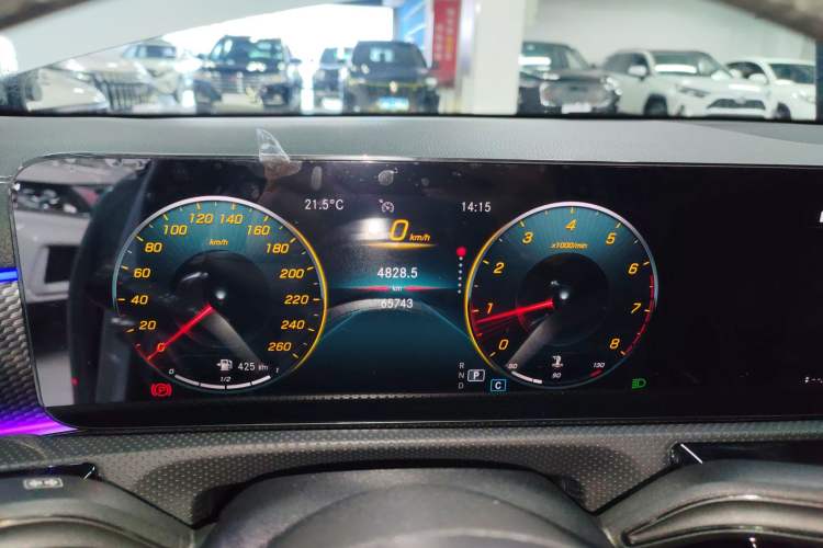 Used Mercedes-Benz A-Class 2021 A 200 L Sport Sedan Fashion Model
