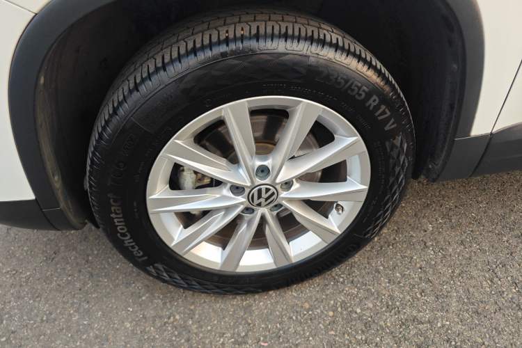 Used Volkswagen Tiguan 2017 300TSI Automatic Two-Wheel Drive Silk Road Comfort Edition
