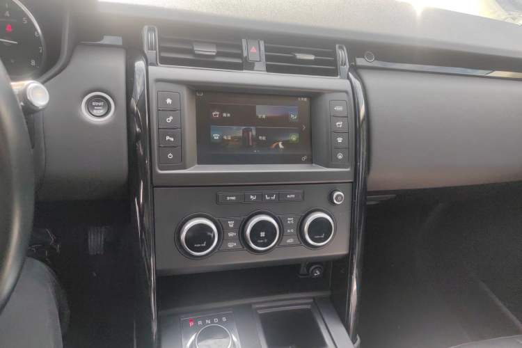 Used Land Rover Discovery 2017 3.0 SC V6 SE
