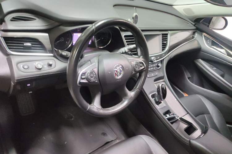 Used Buick LaCrosse 2021 652T Luxury Model
