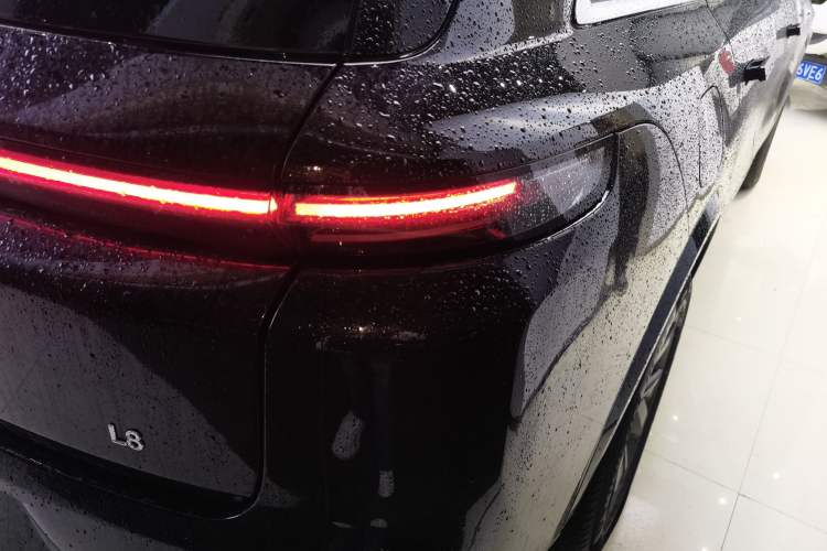 Used Li Auto L8 2023 Max model
