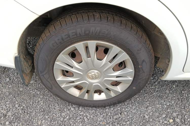 Used Buick Excelle 2015 1.5L Automatic Classic Model
