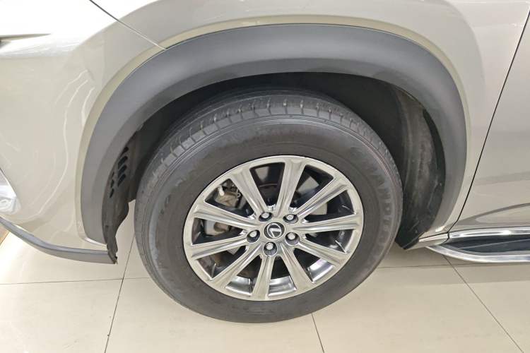 Used Lexus NX 2020 300h Front-Drive FENGSHANG Version China VI Standard
