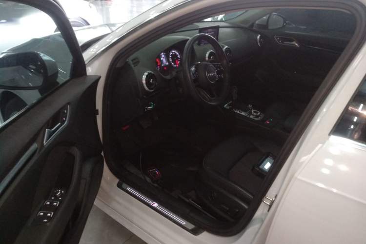 Used Audi A3 2020 Sportback 35 TFSI Fashion Edition China VI Emission Standard
