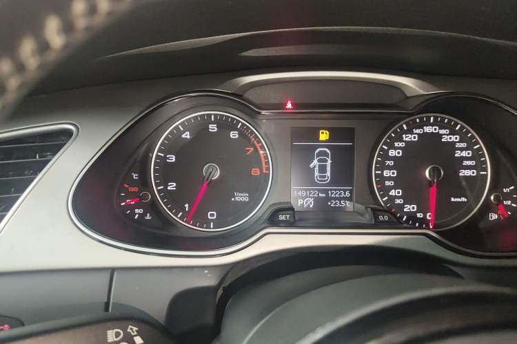 Used Audi A4L 2016 35 TFSI Collection Edition S line Comfort Model
