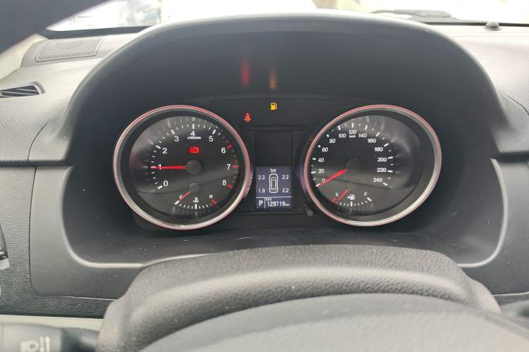 Used Haval H6 2015 Sport Edition 1.5T Automatic Two-Wheel Drive Luxury Model
