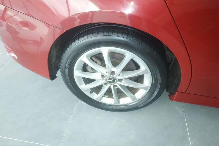 Used Mercedes-Benz A-Class 2021 A 200 L Sport Sedan Fashion Model
