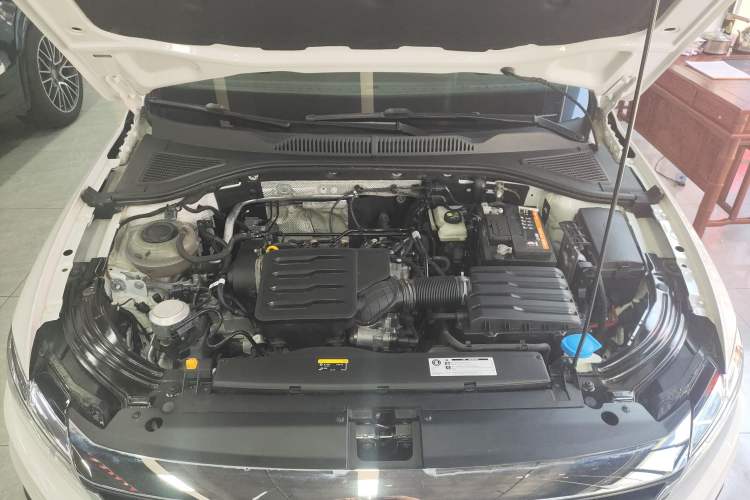 Used Volkswagen Lavida 2021 1.5L Automatic Comfort Edition
