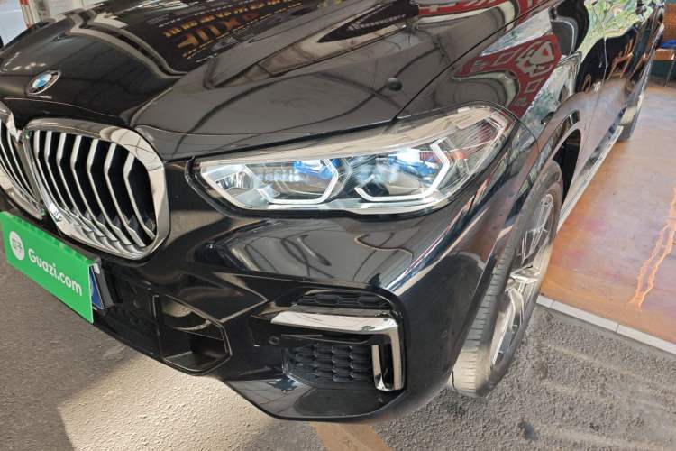 Used BMW X5 2022 Restyled xDrive 30Li Luxury Version M Sport Package
