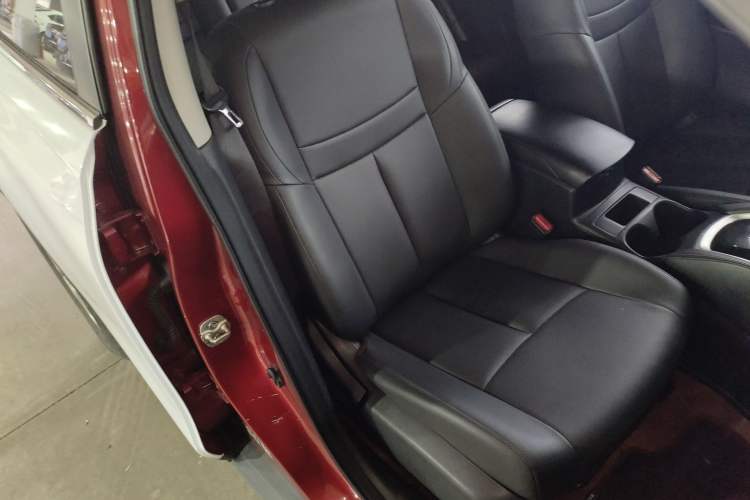 Used Nissan X-Trail 2014 2.0L CVT Comfort Edition 2WD
