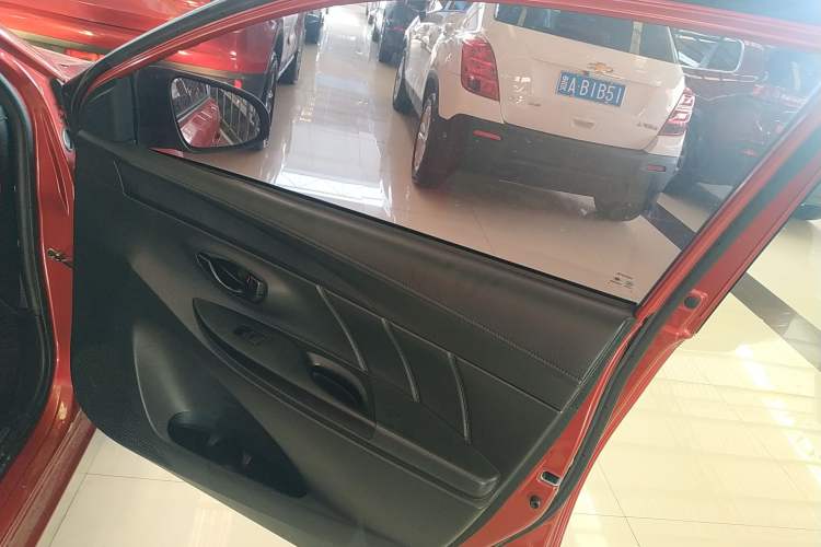 Used Toyota YARiS L 2016 Revised 1.5E CVT Charming Edition
