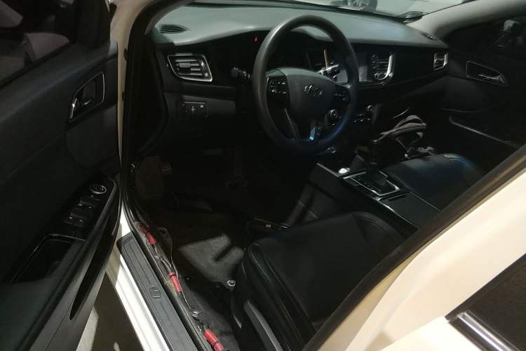 Used Hyundai Mistra 2014 1.8L Automatic Smart GLS