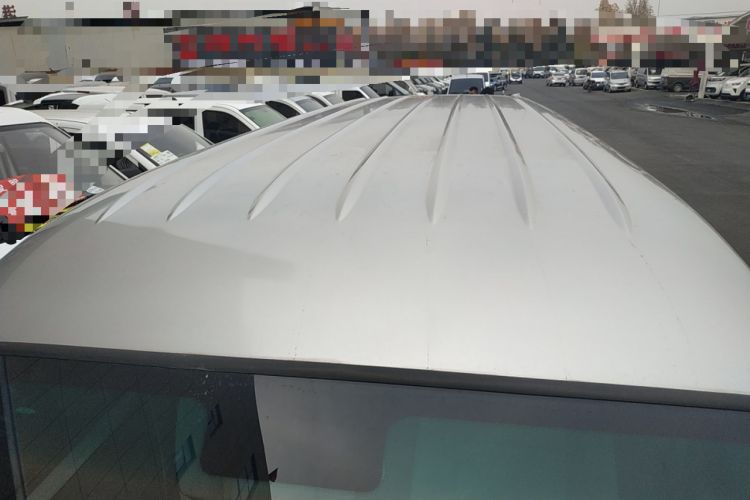 Used Jinbei Hiace X30 2023 1.5L Super-Comfortable Passenger Van 5/6/7-Seater Non-Air-Conditioned Version Model SWC15M