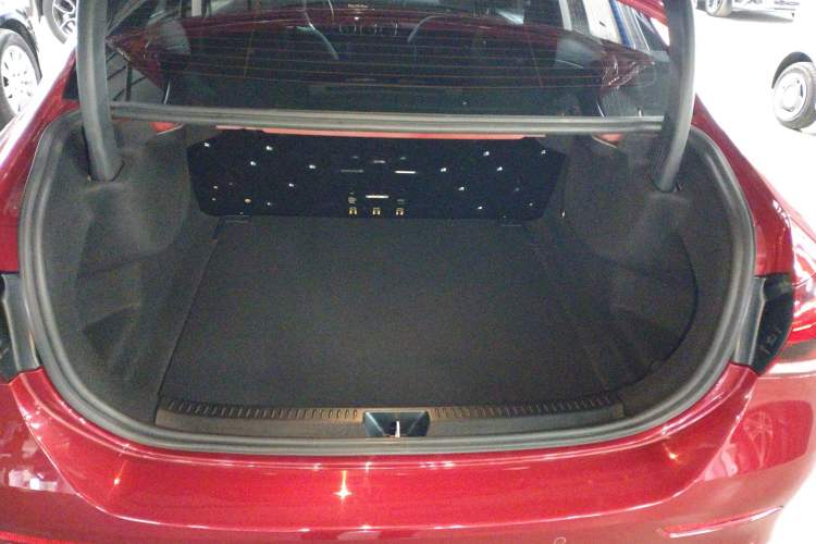 Used Mercedes-Benz A-Class 2020 Restyled A 200 L Sport Sedan Fashion Version
