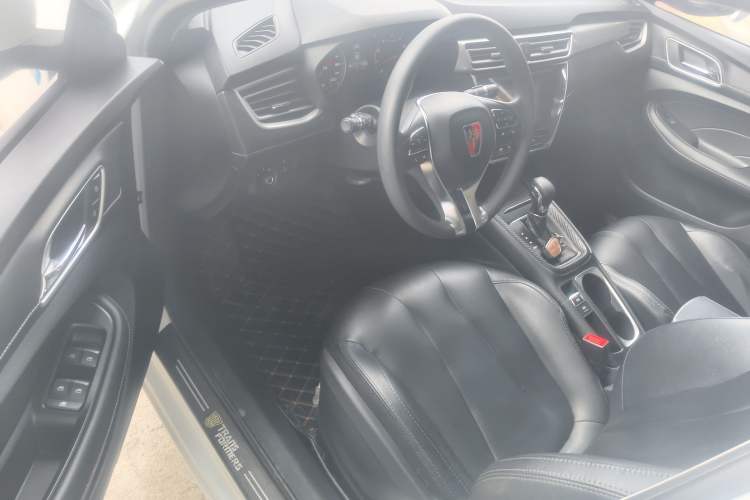 Used Roewe i5 2019 1.5L Automatic 4G Connected Langyue Edition
