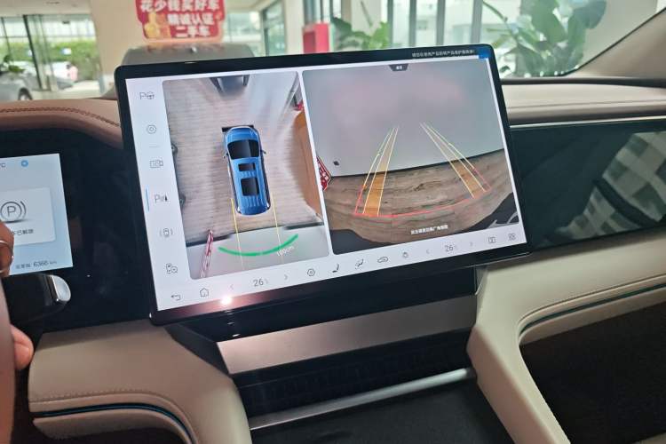 Used BYD Xia 2025 DM-i 1.5T 180km Beyond Edition
