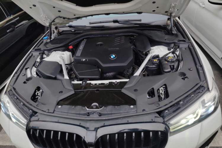 Used BMW 5 Series 2022 Restyled 530Li Leading Edition M Sport Package
